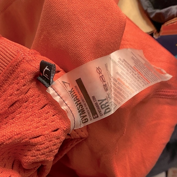 Gymshark energy + Cropped Leggings - Picture 4 of 4